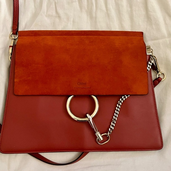 Chloe Faye Medium Shoulder Bag - Picture 1 of 8
